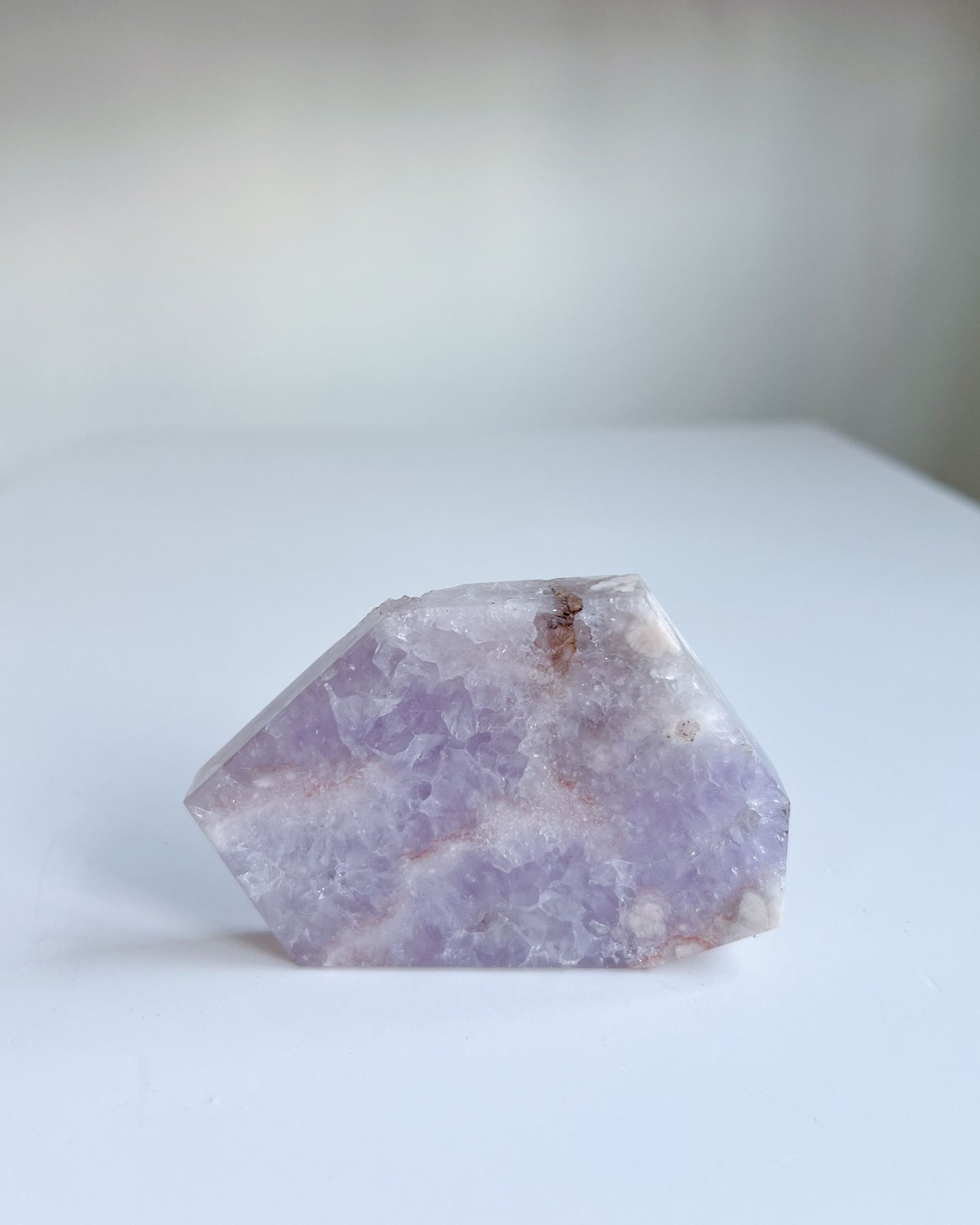 Back view of Faye slab showing layered quartz and pink-lavender hues