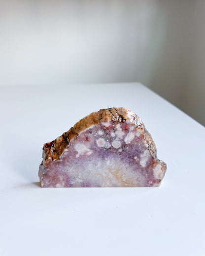 Reverse side of Avery with warm earthy edge and dainty sakura-like plumes