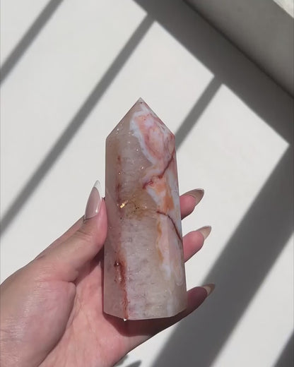 Carnelian Flower Agate Tower / 05: Isolde